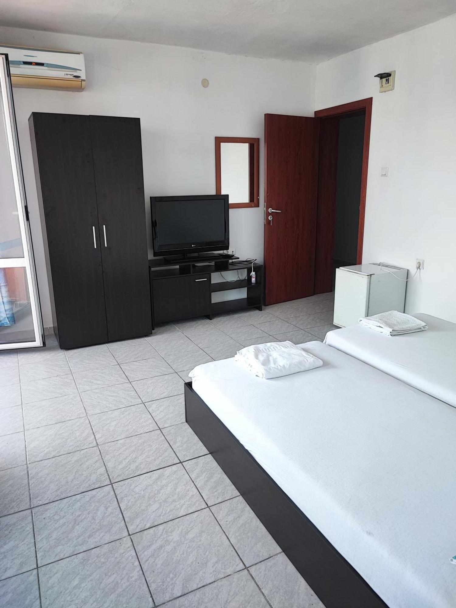Fa Mol Apartman Napospart Kültér fotó